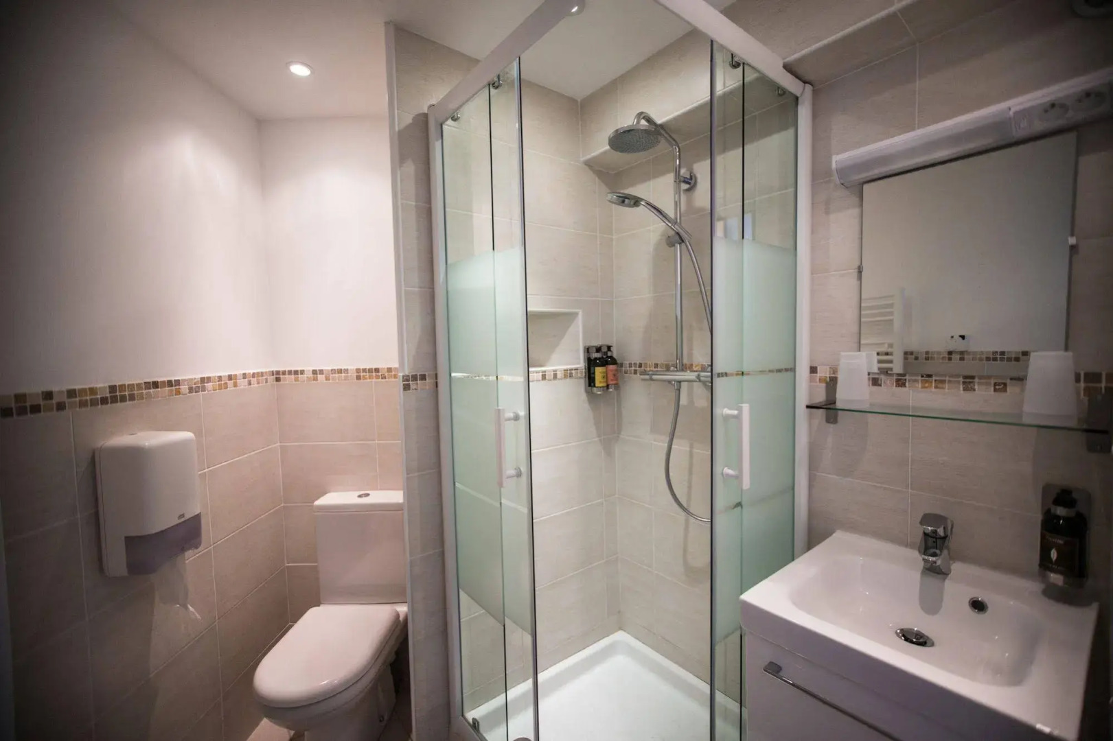 Hôtel Le Loup Blanc