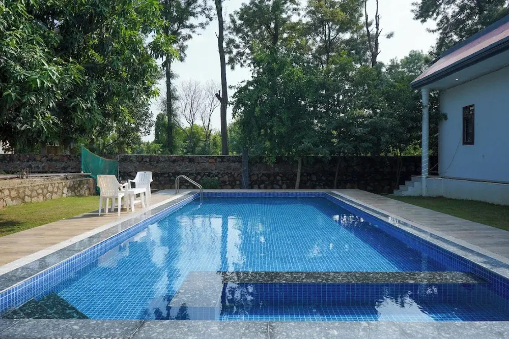 Alaya Stays 5 BHK Pet friendly with pvt pool - Ashirwad Farms