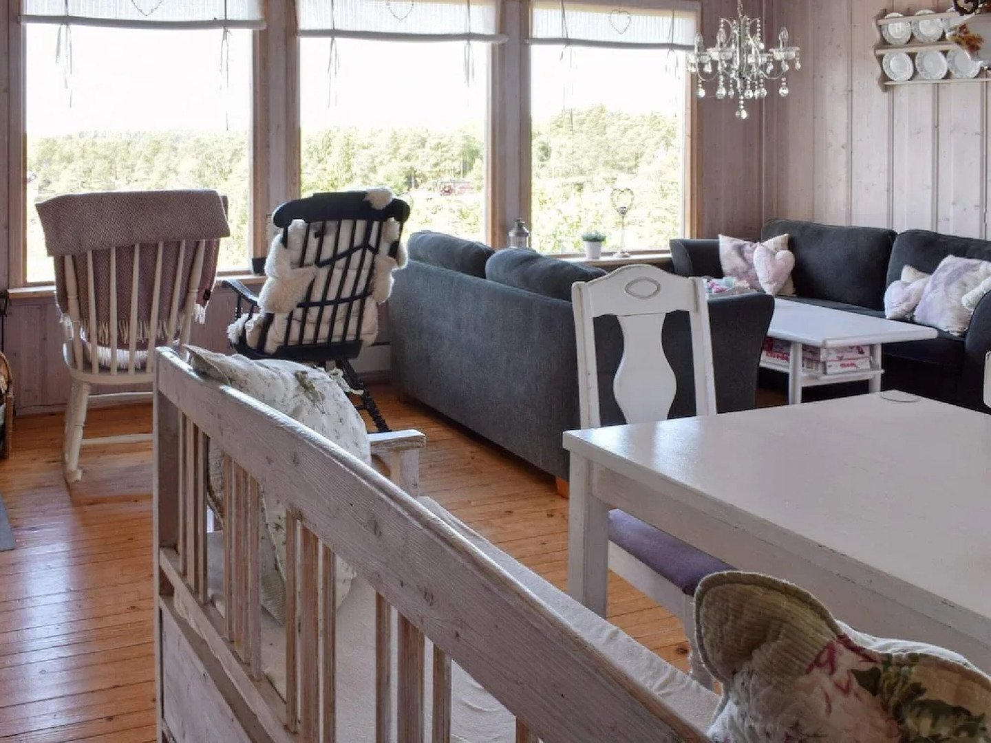 8 Person Holiday Home in Berg