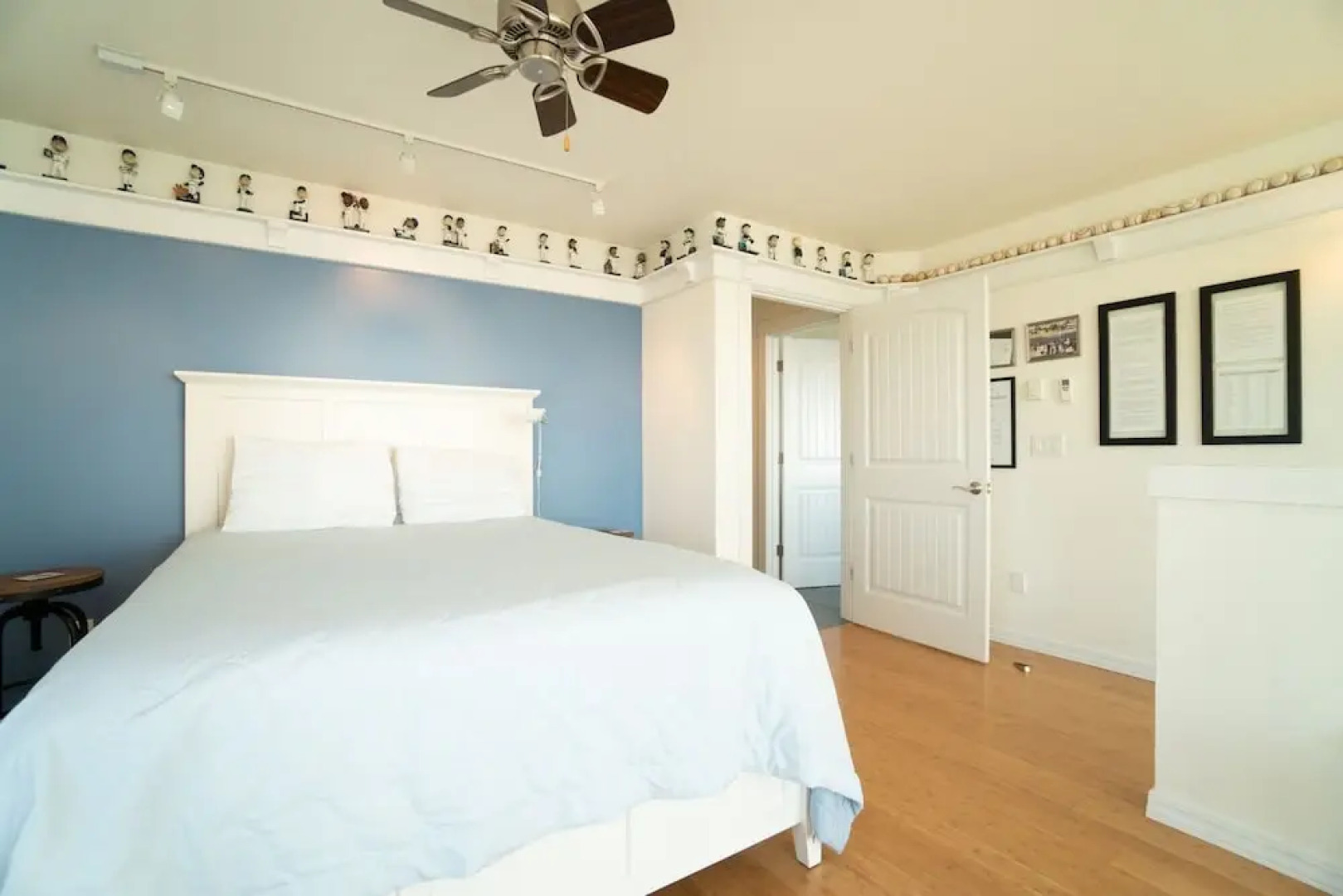 The Lighthouse 3 Br home by RedAwning