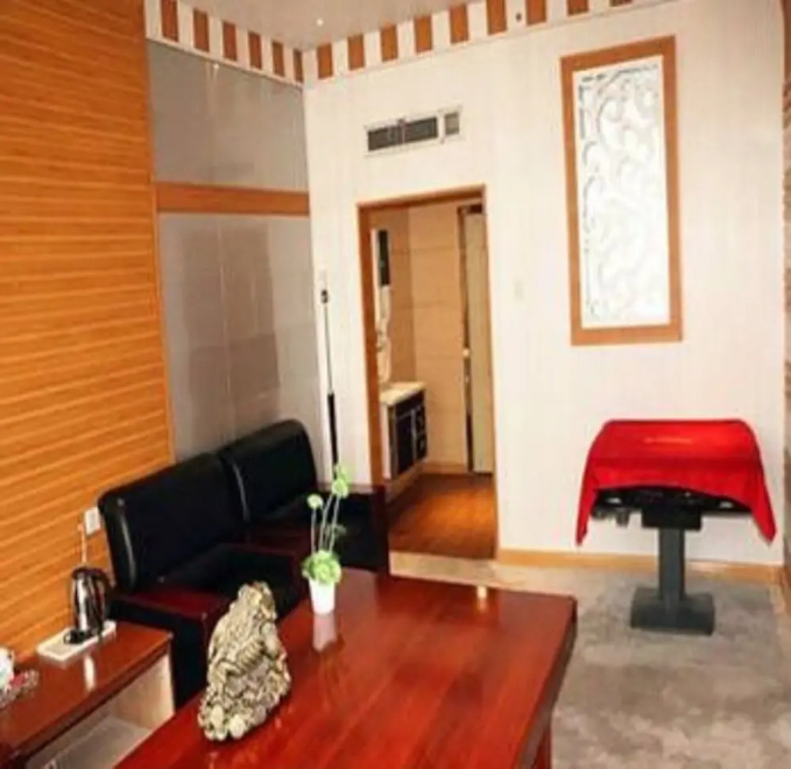 Hong Yuan Hotel - Hebi