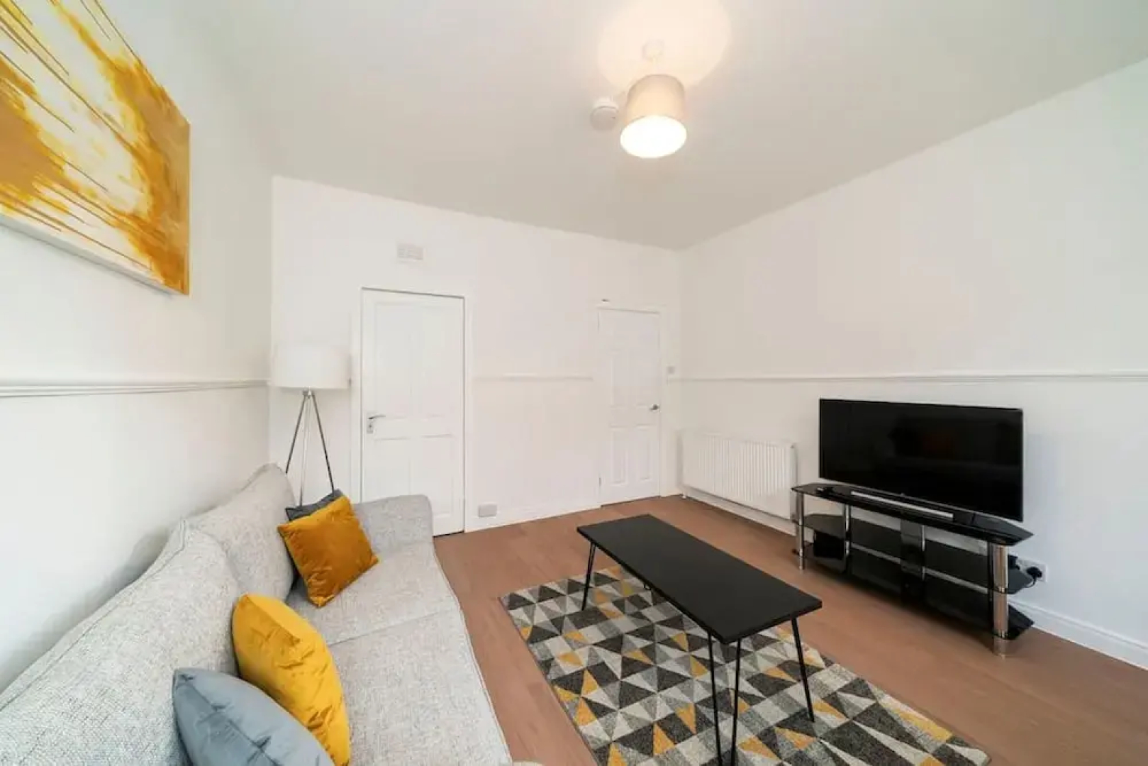 Dunn Street Apartment