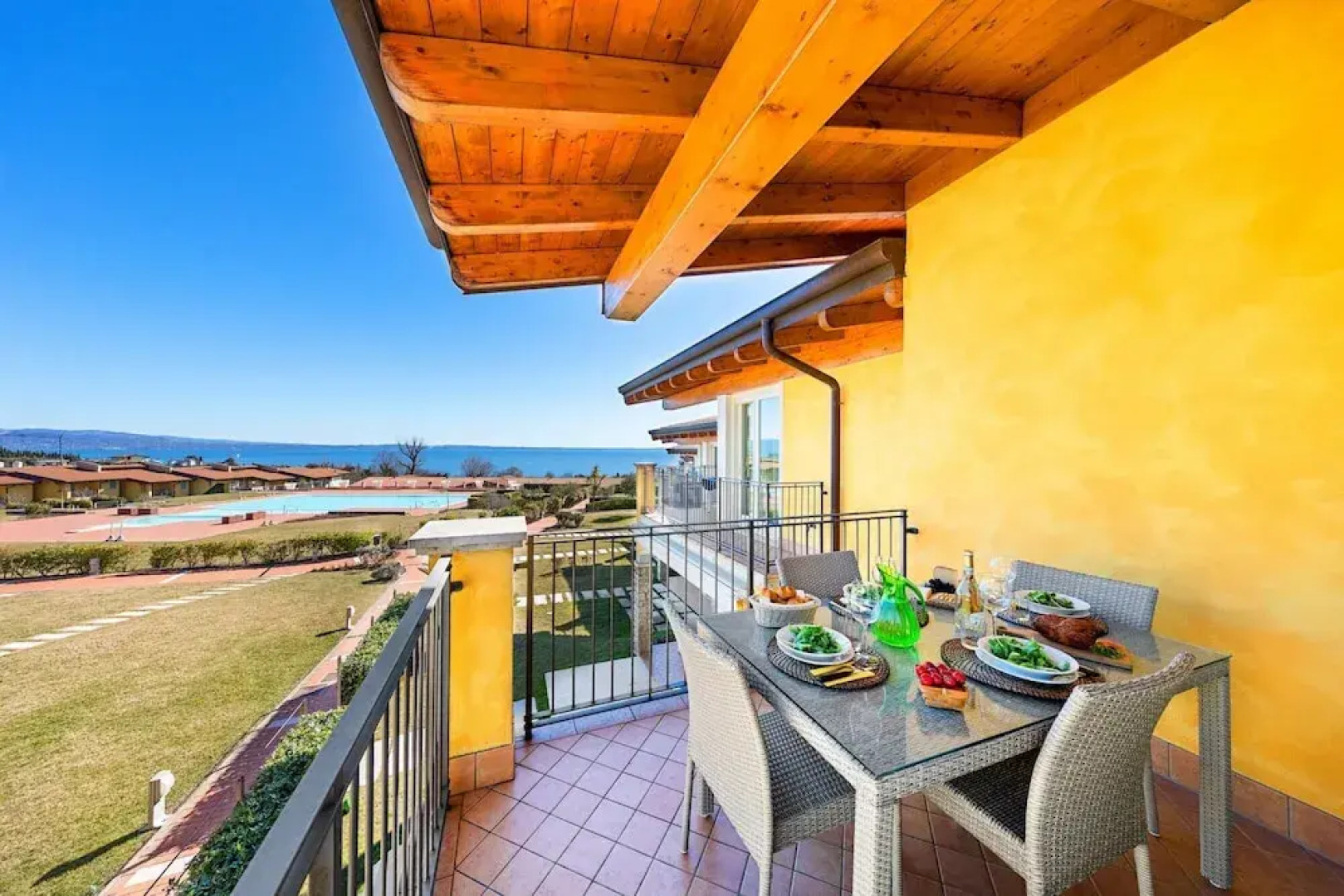 Montecolo Resort B12 by Wonderful Italy