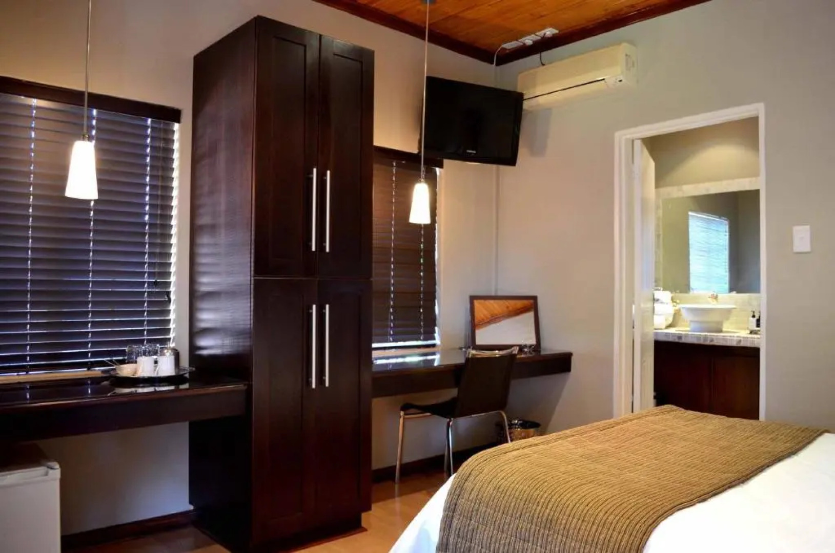 Kathu Gamagara Lodge