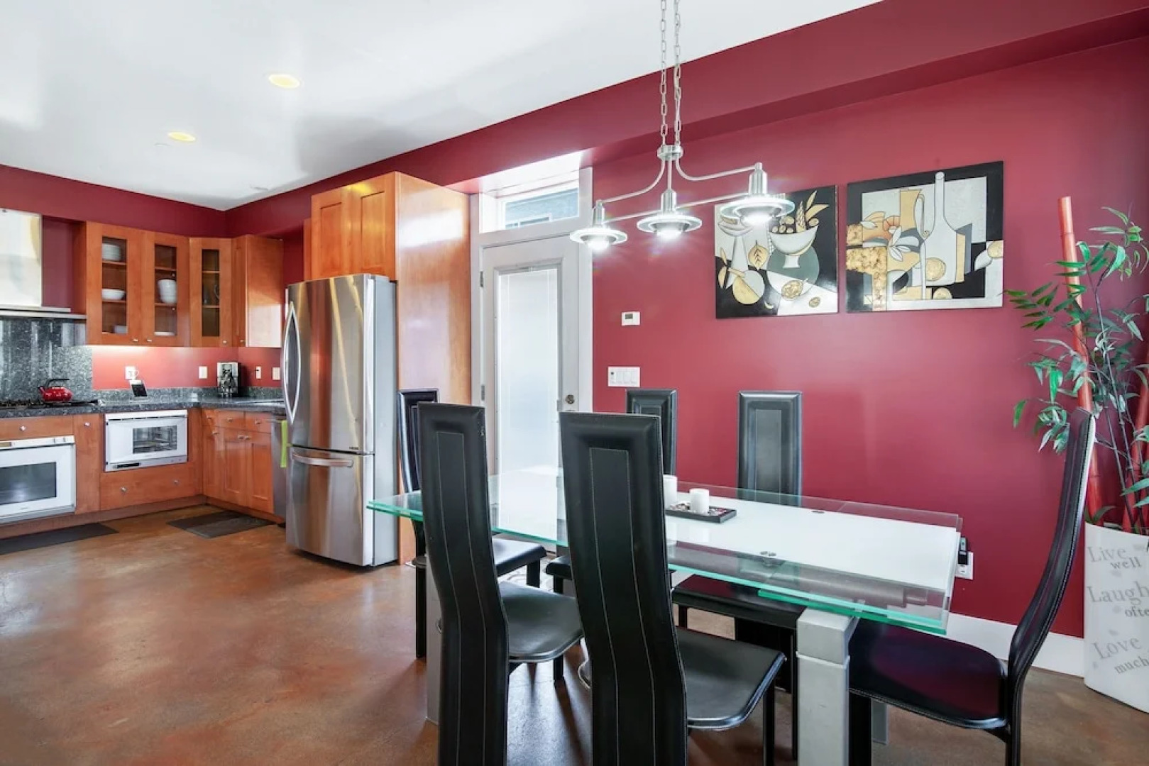 Ocean-view Oasis W/ Rooftop Deck - Steps To Beach 3 Bedroom Home