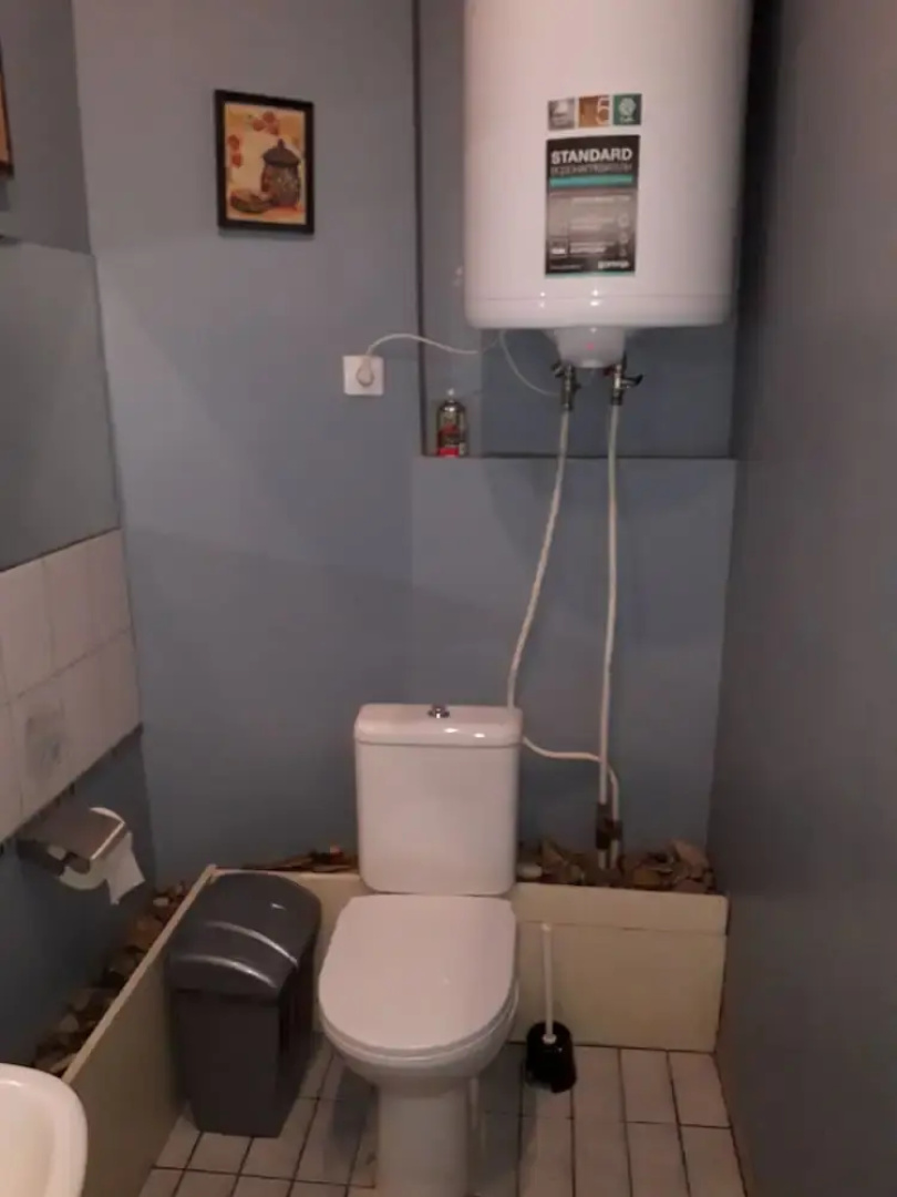 Air hostel