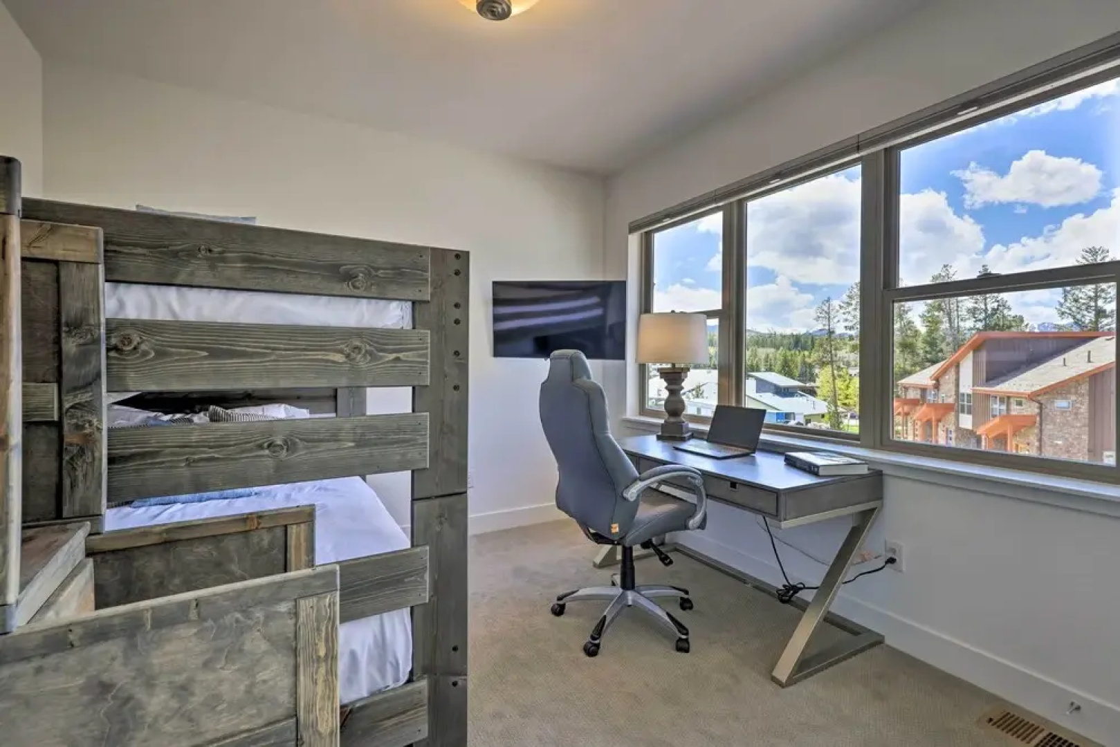Modern Townhome < 4 Mi to Winter Park Resort!