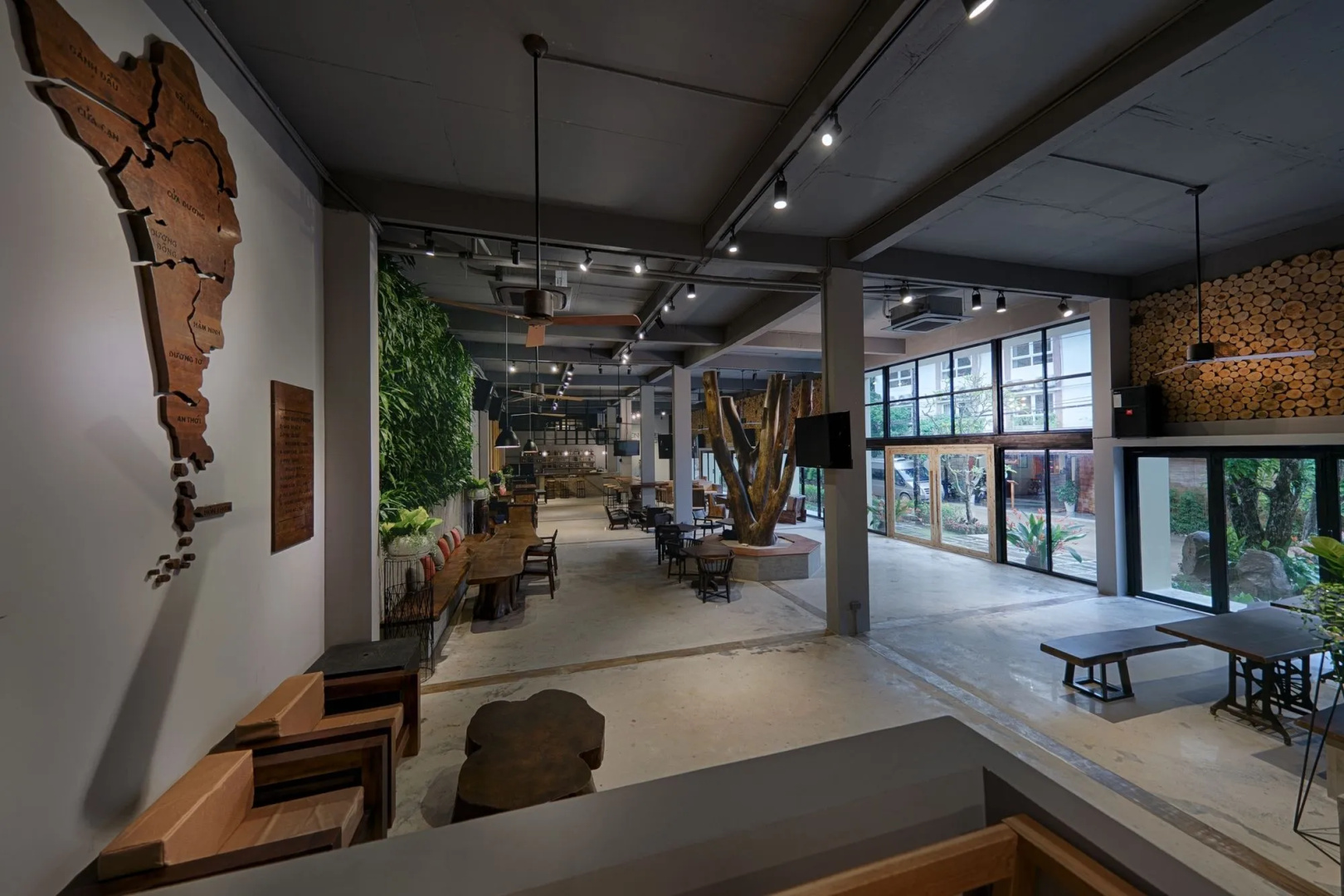 9Station Hostel & Bar Phu Quoc