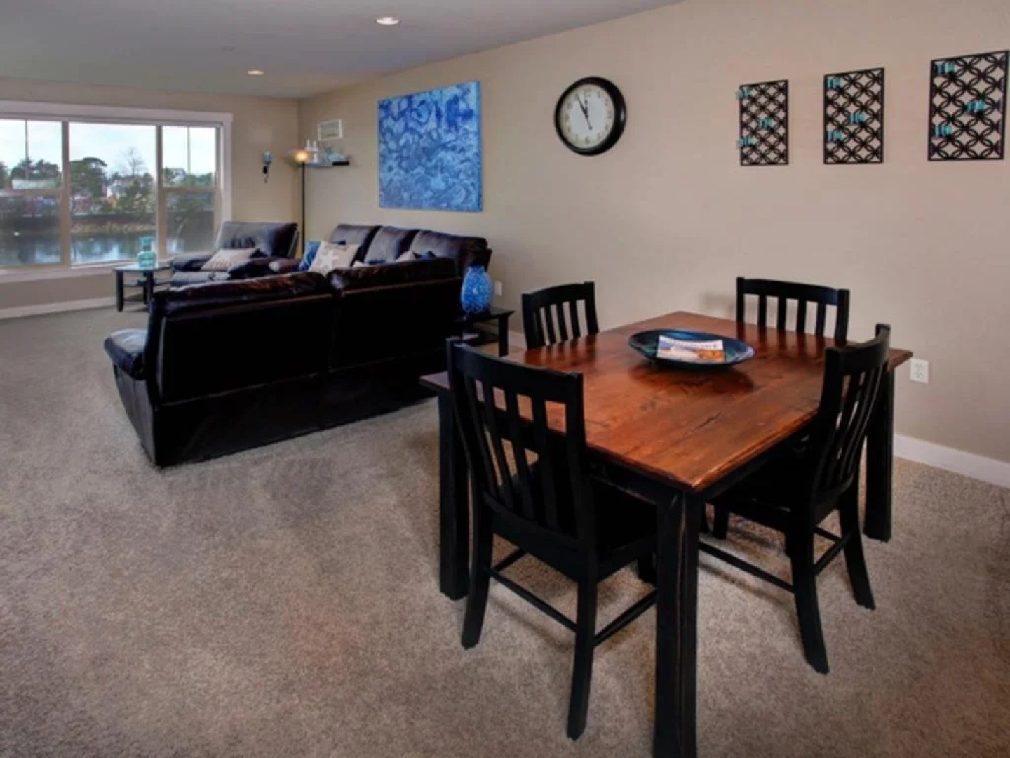 Bridgeport Condo #210