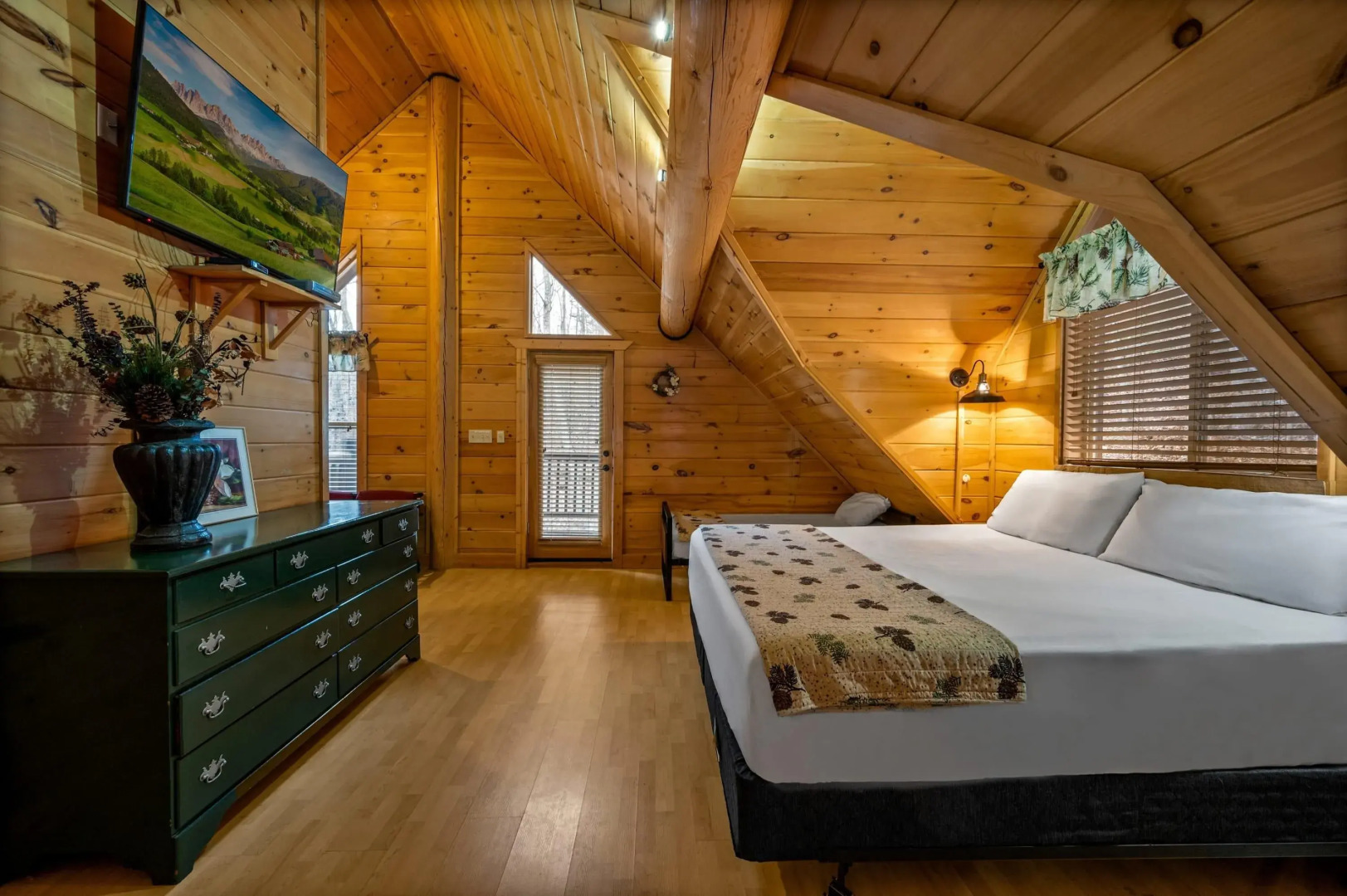 TN-SEV-HATC2704 in Sevierville, Sevierville