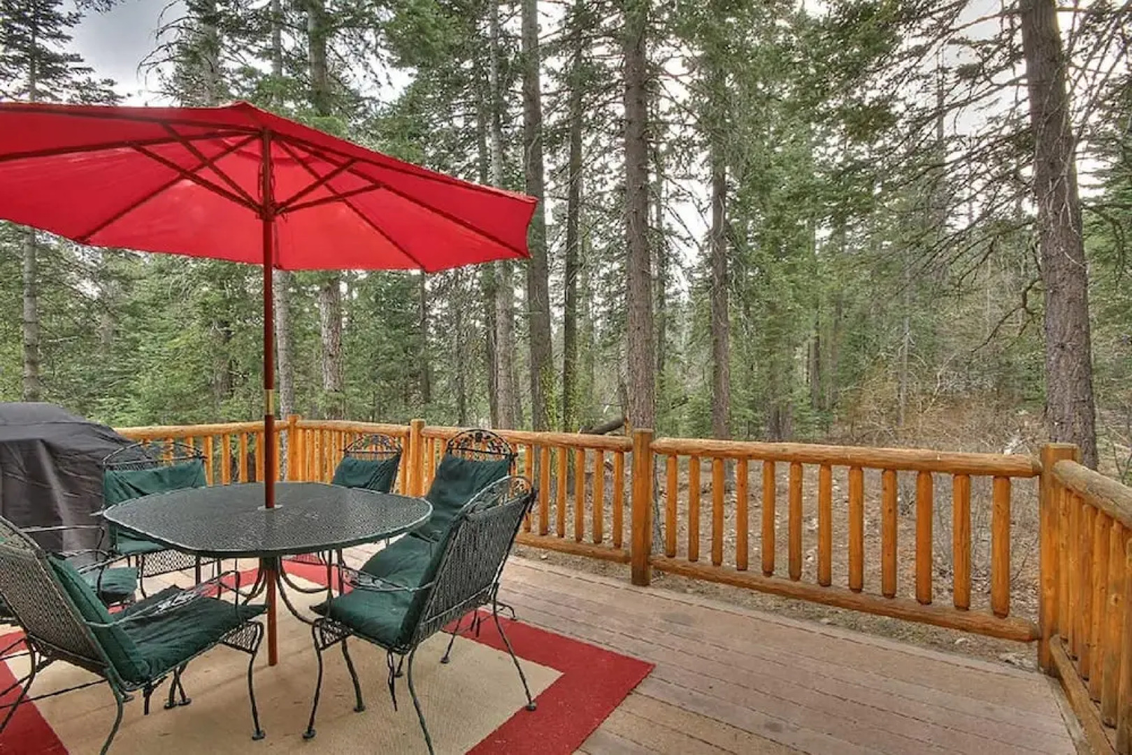 The River Rock Lodge Home 4 Bedrooms 3 Bathrooms Home