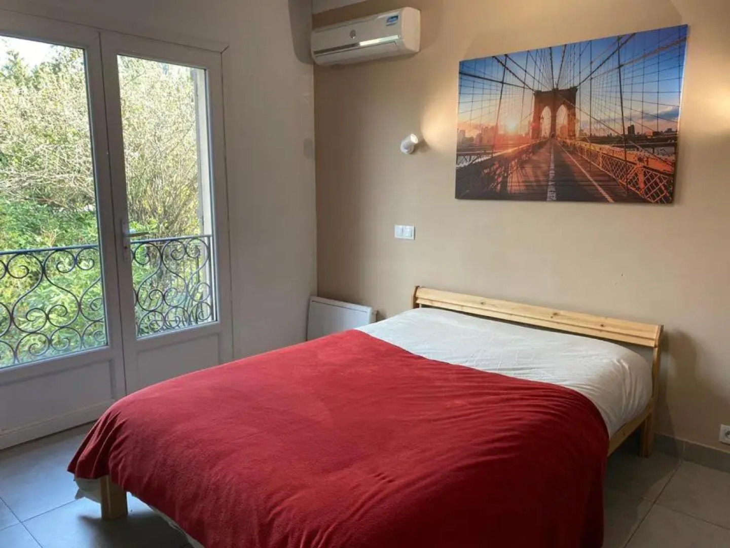 Très grande Villa pour 1 famille ou plusieurs...