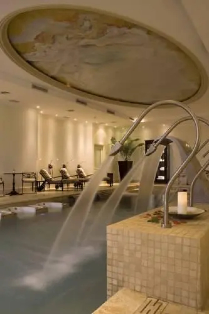 Sainte Jeanne Boutique & Spa