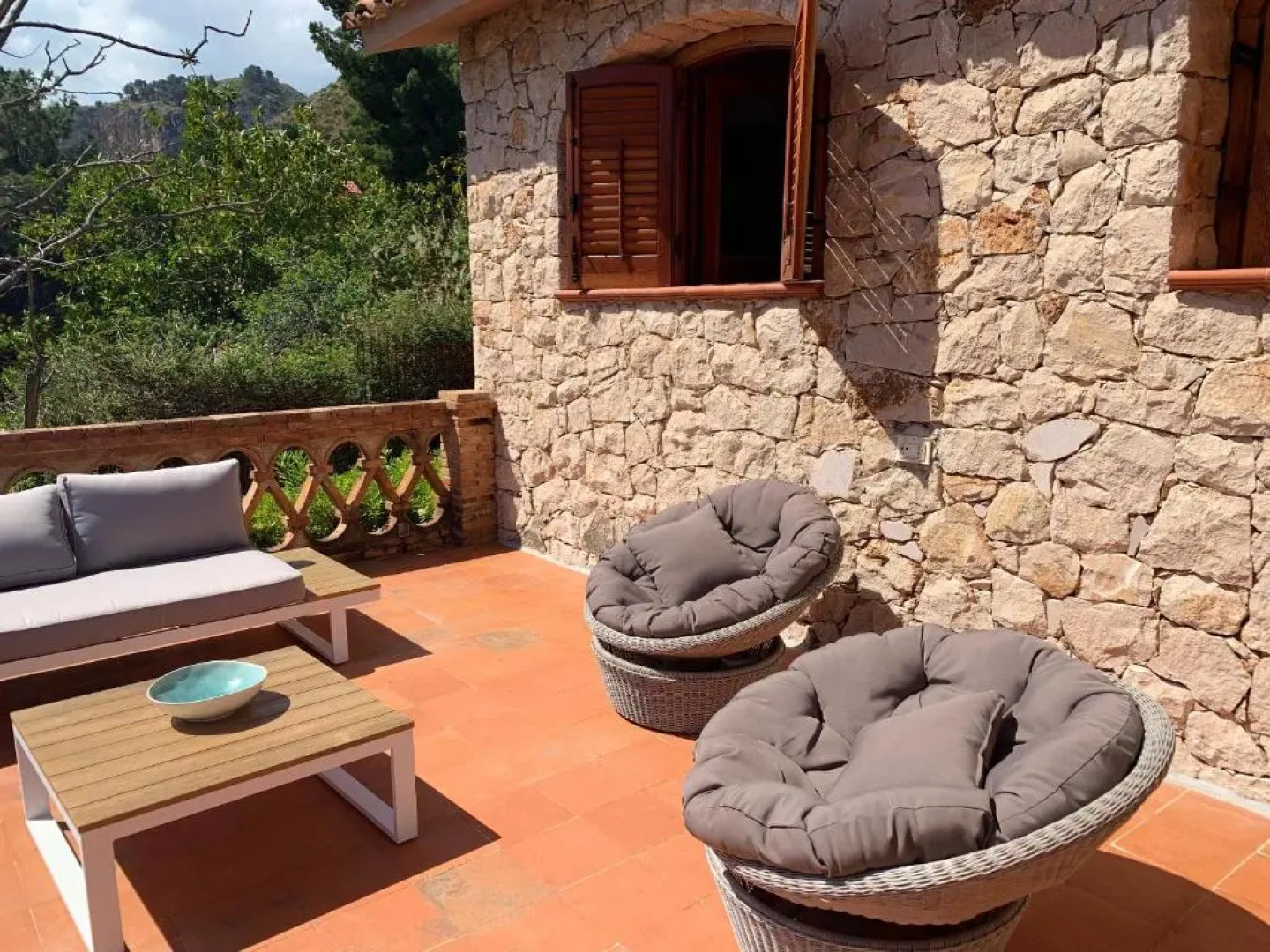 House With 3 Bedrooms in Santa Flavia, With Wonderful sea View, Enclosed Garden and Wifi Near the Beach