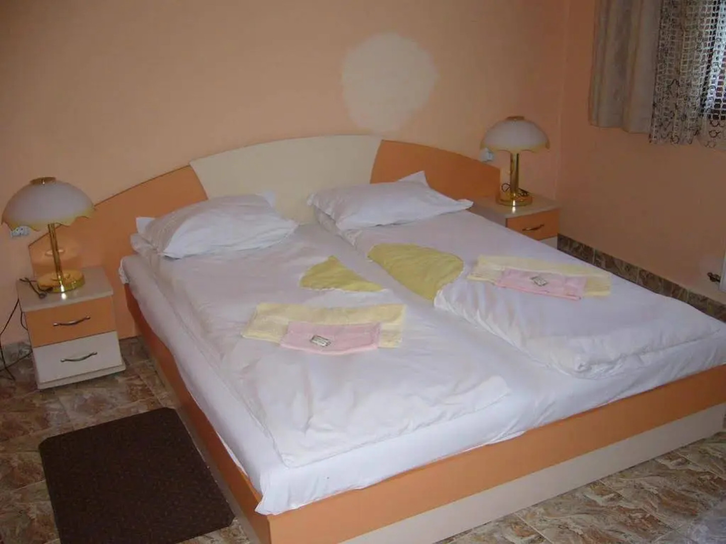 Guest House With The Wooden Plough