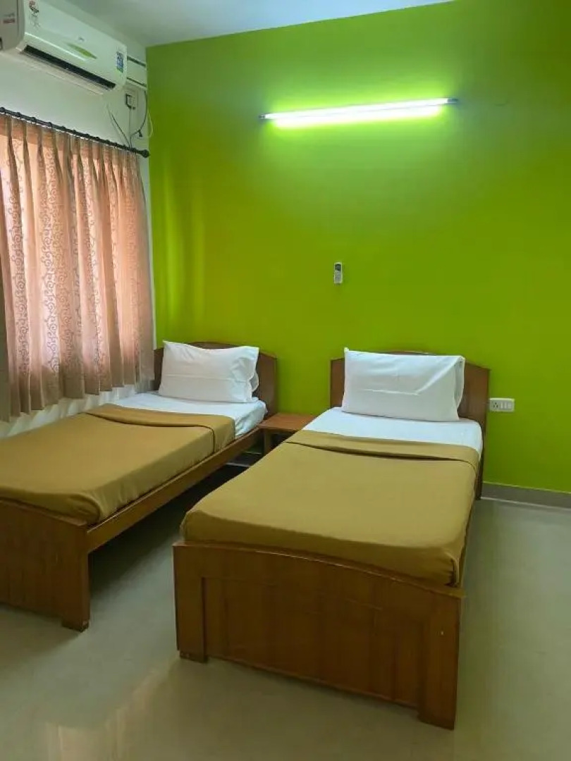 ThulasiRams Service Apartments