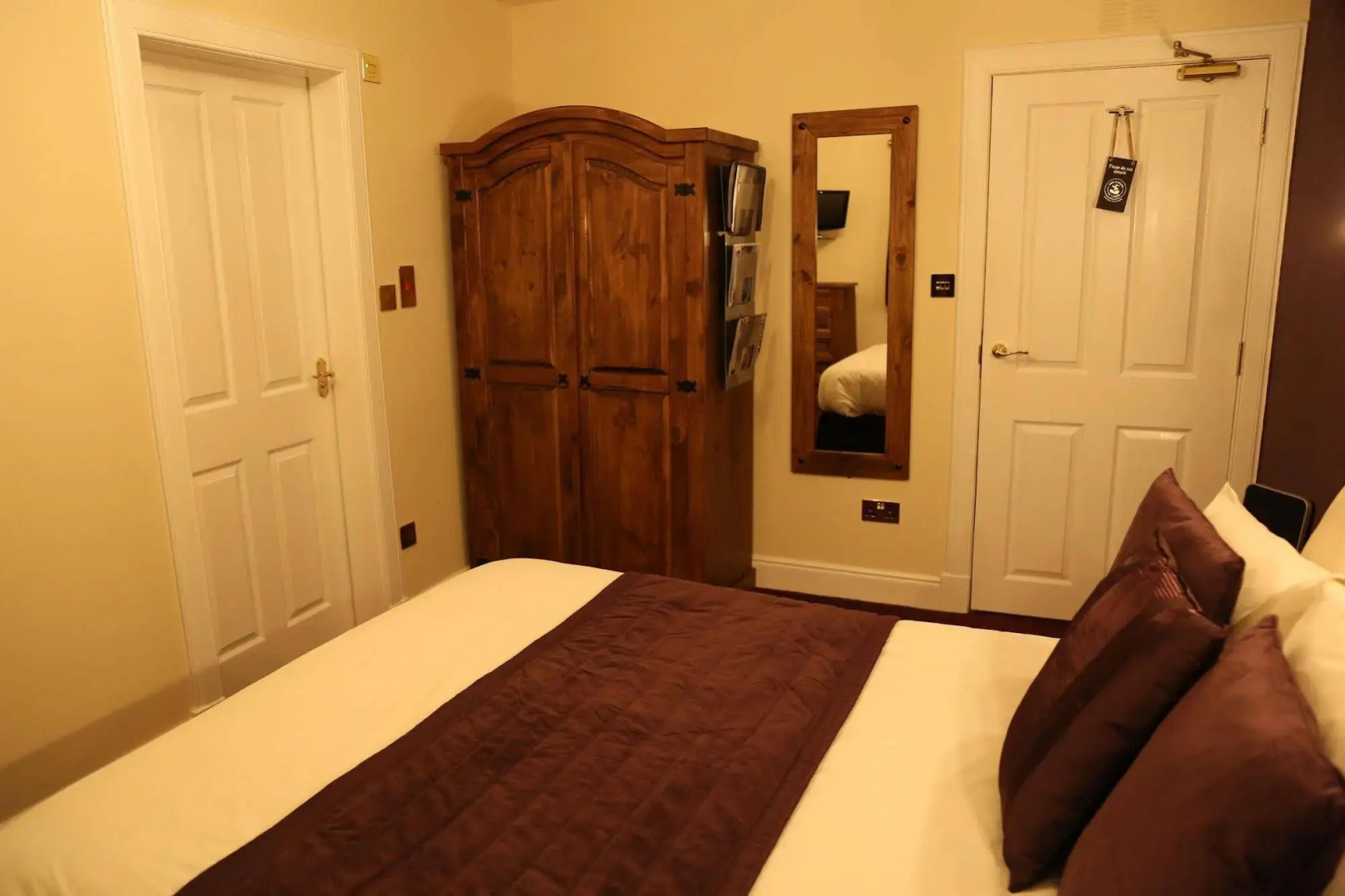 The Galley of Lorne Inn