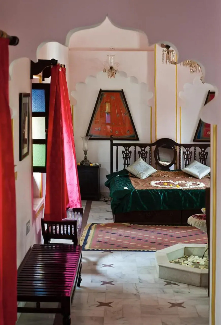 Ravla Bhenswara Hotel