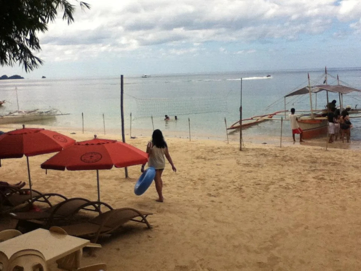 Nataasan Beach Resort and Dive Center