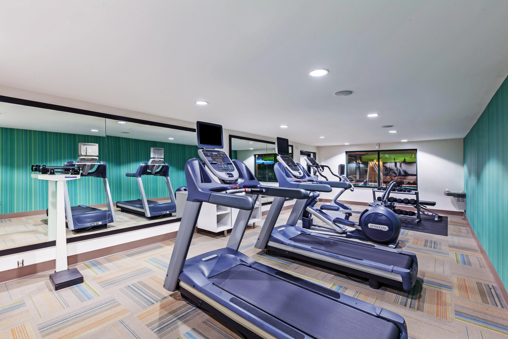 Holiday Inn Express & Suites Tulsa S Broken Arrow Hwy 51 by IHG