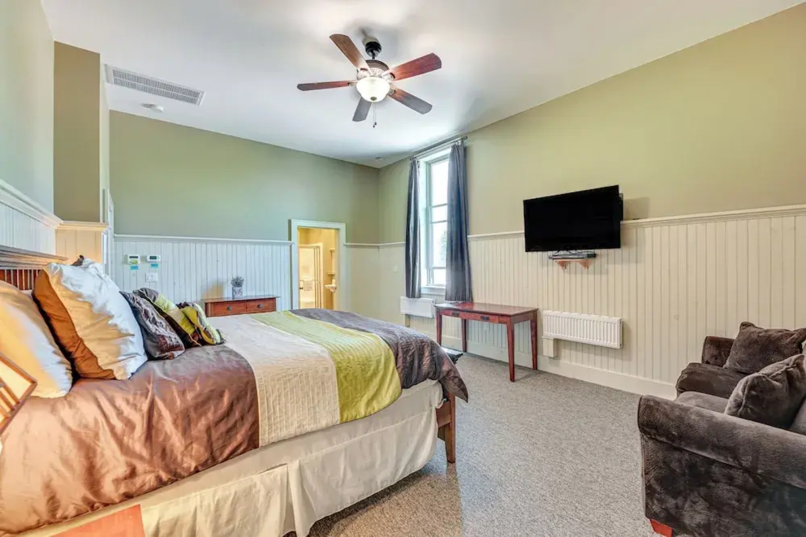 Chestertown Retreat w/ Fire Pit, Near Gore Mtn!