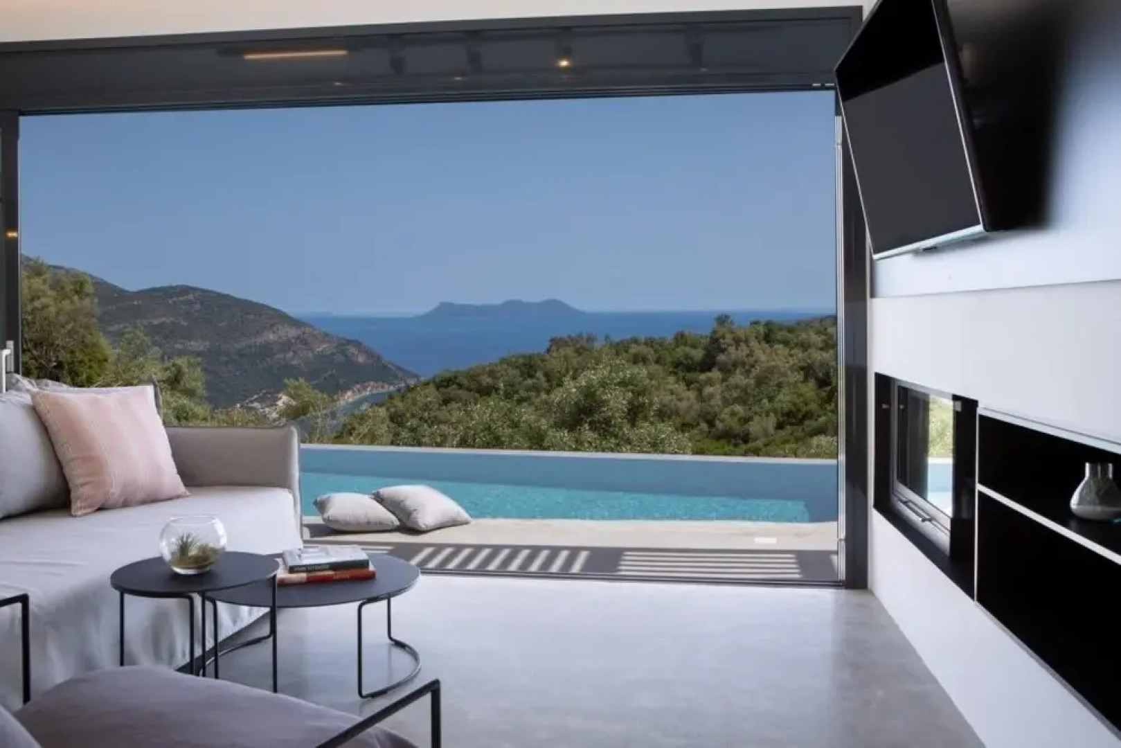 Brand new High-end Faos Villas one