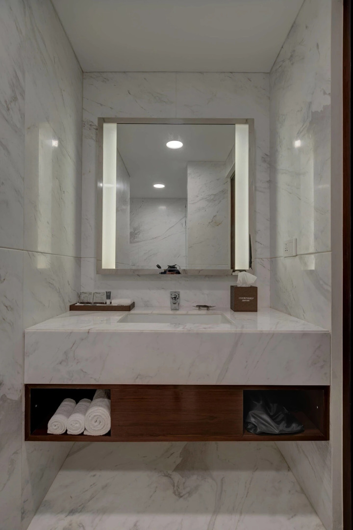 Courtyard by Marriott Surat