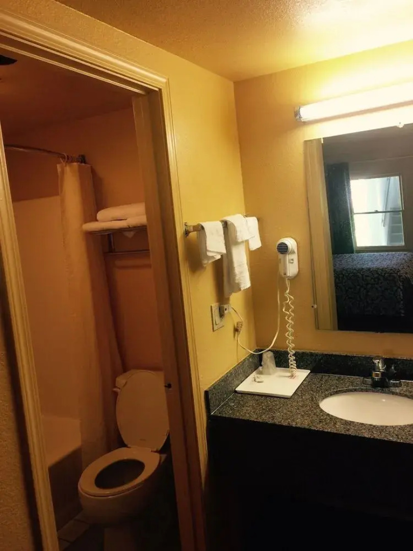 Budgetel Inn and Suites