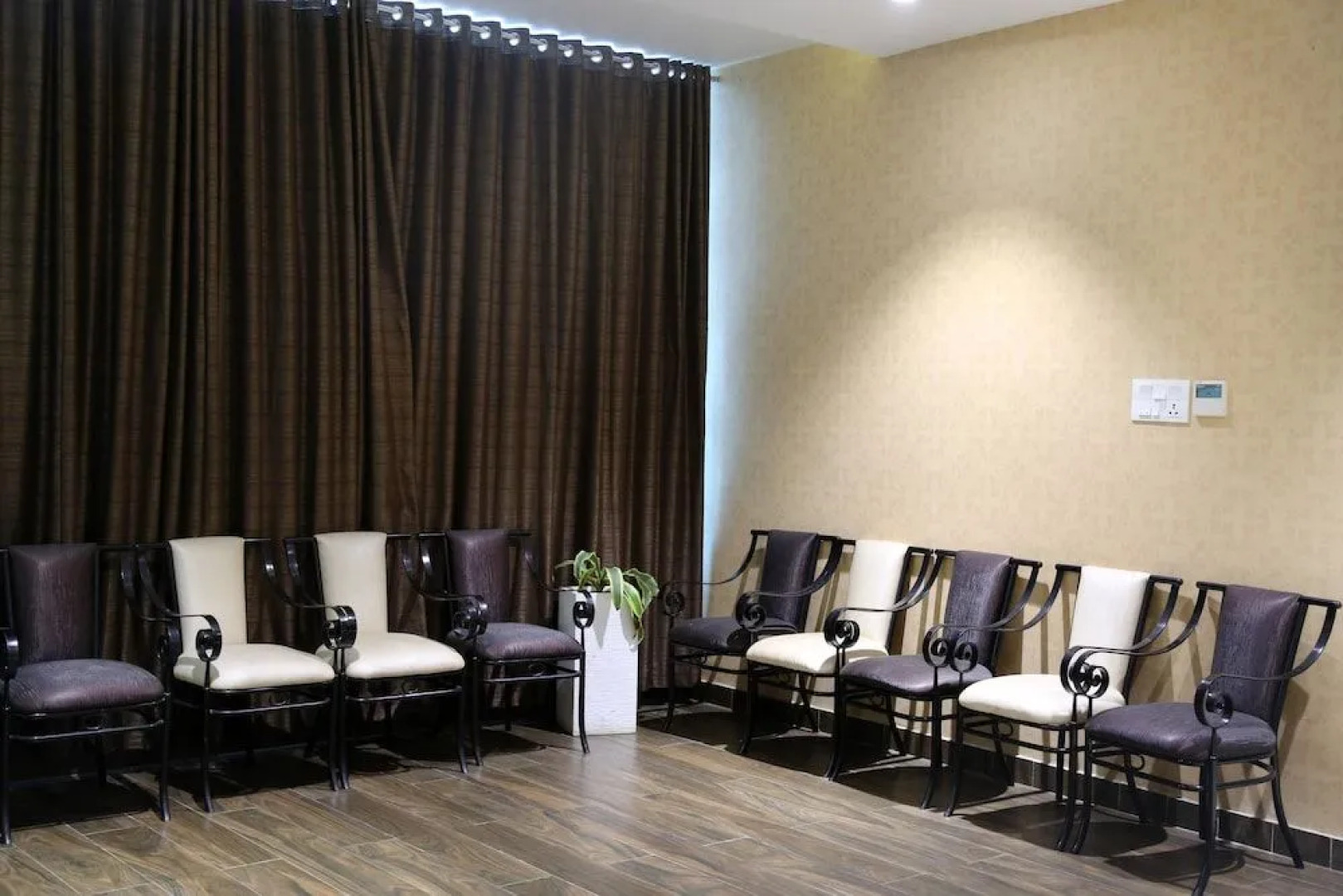 OYO 1566 Hotel Kranthi's Innotel