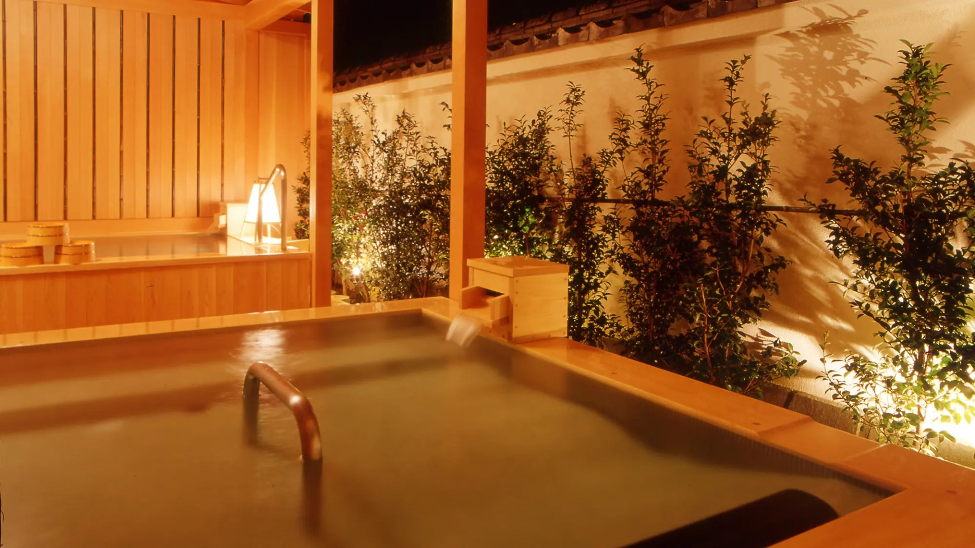 Atami Onsen Sakuraya Ryokan