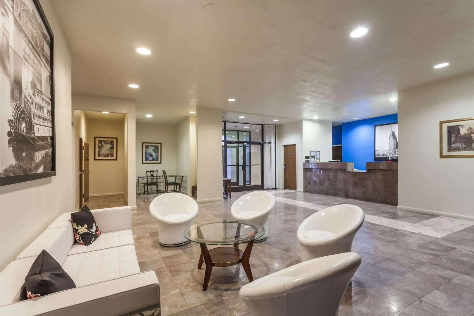 Travelodge by Wyndham Fort Wayne North