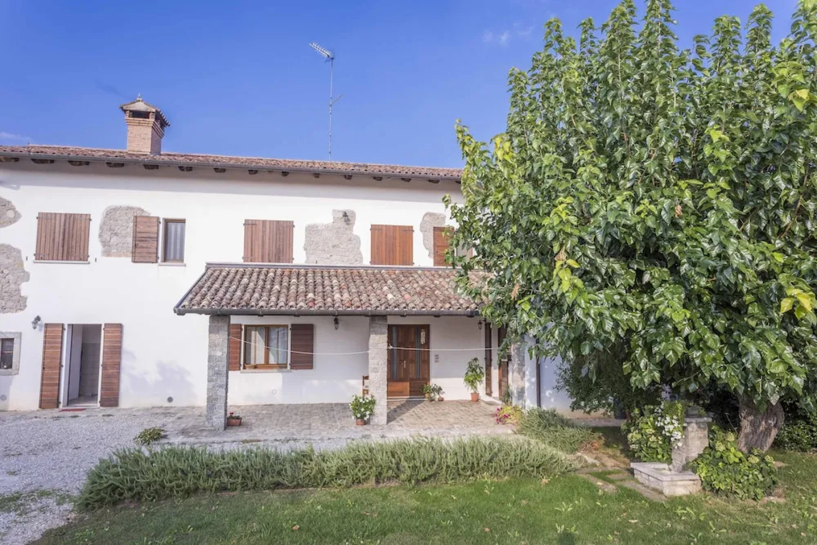 Famiglia Cois by GuruHotel