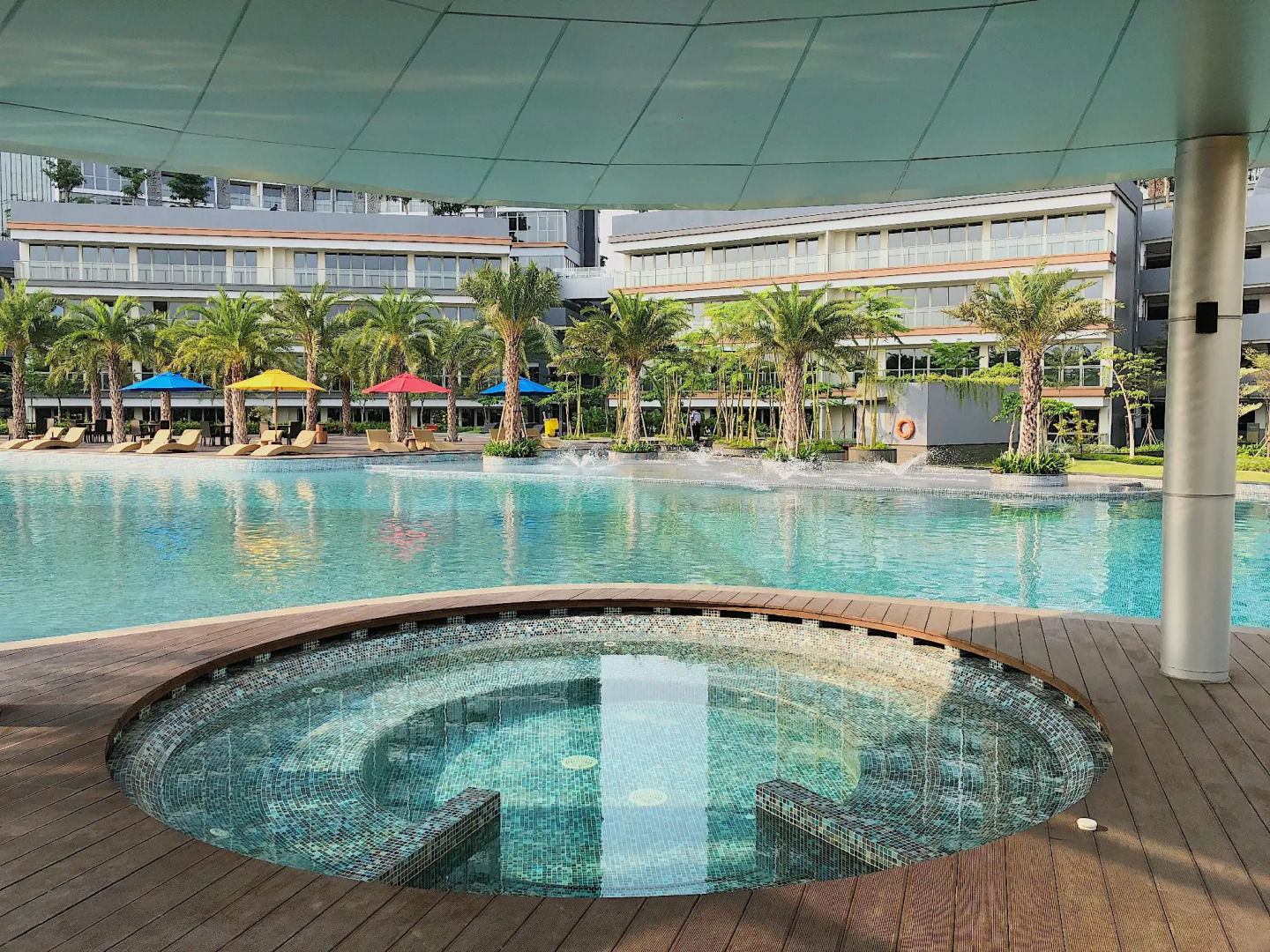 Gold Coast PIK Sea View Apartments by LongeSuites