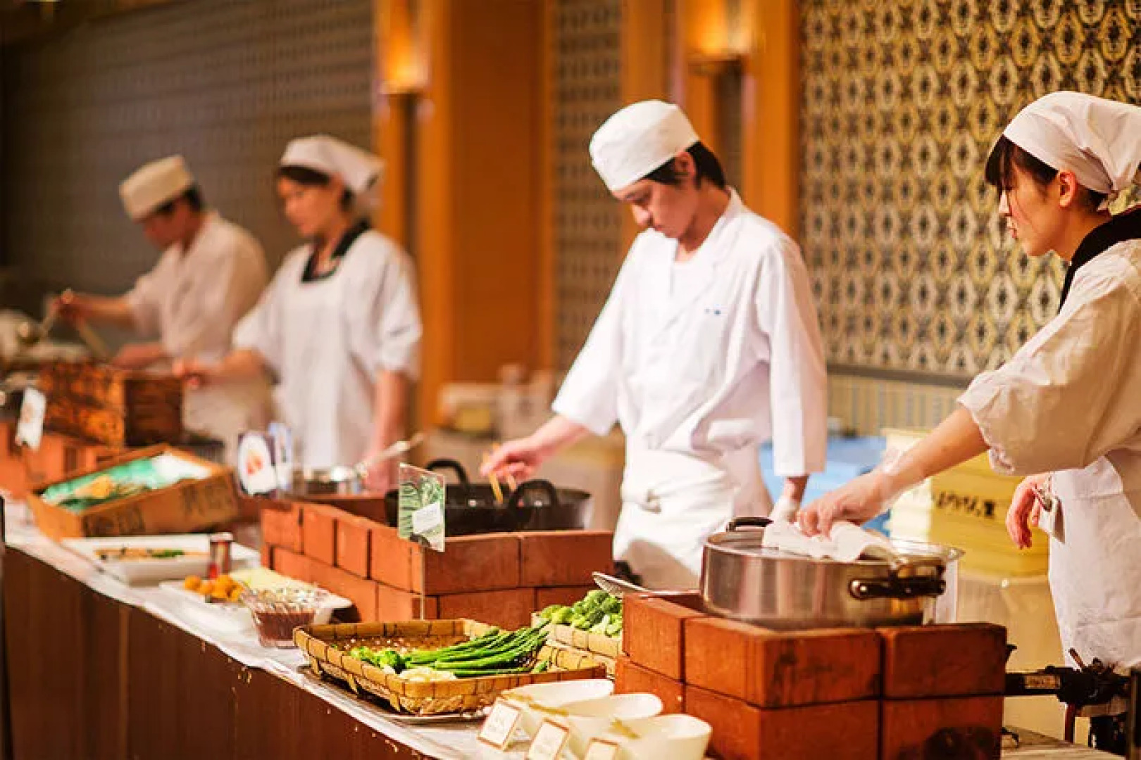 1000 Years of Tradition - Akiu Onsen Sakan