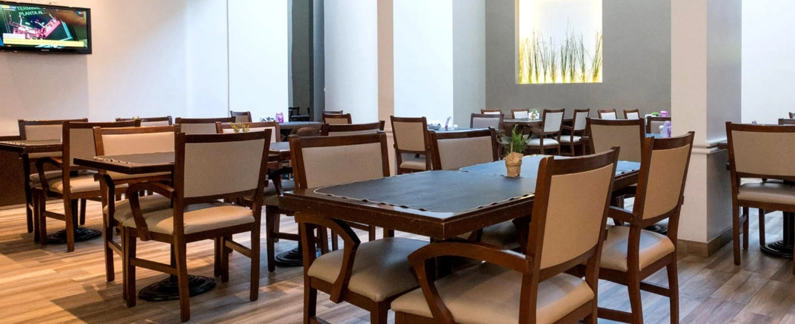Urquiza Apart Hotel & Suites