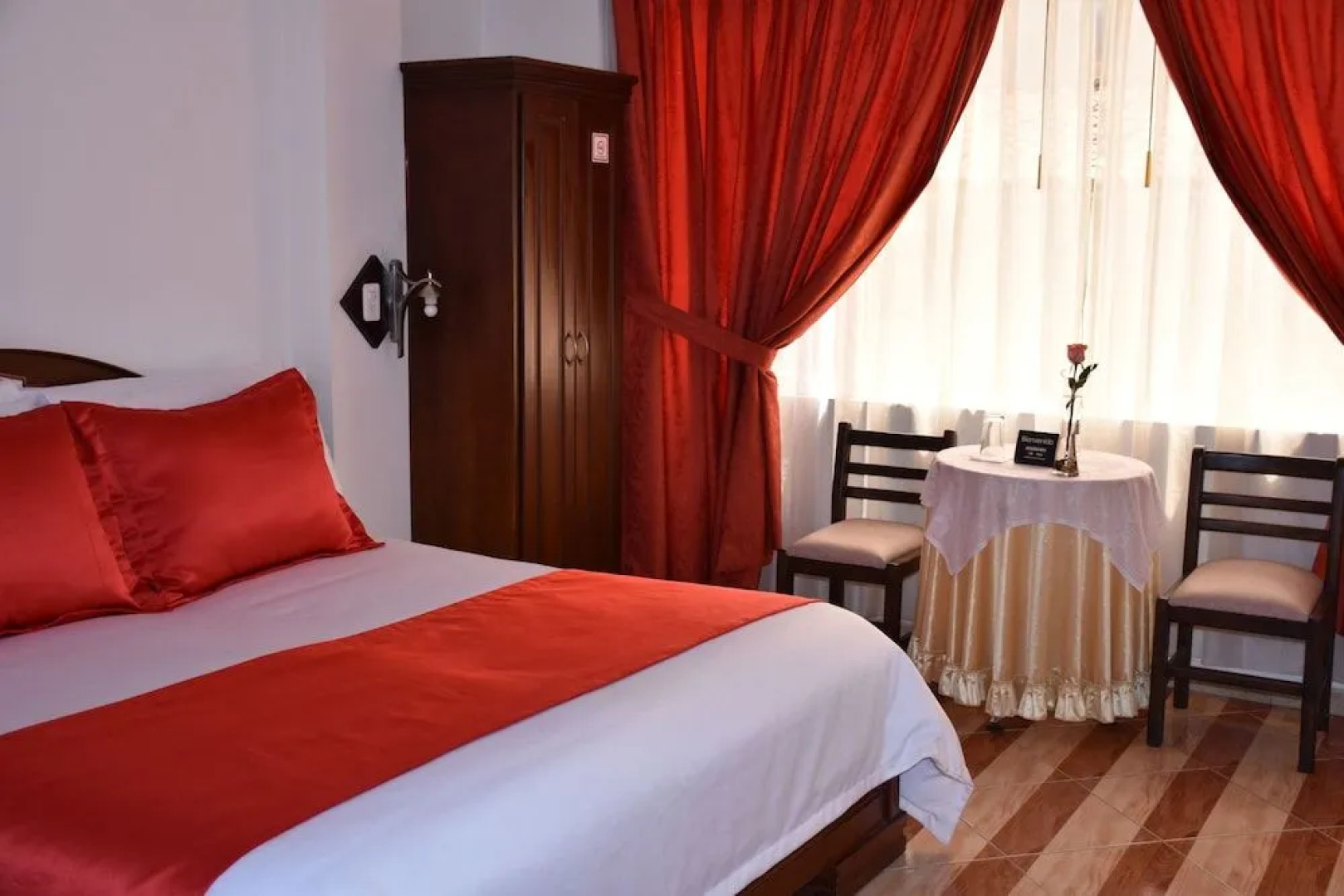 Hotel Plaza Victoria