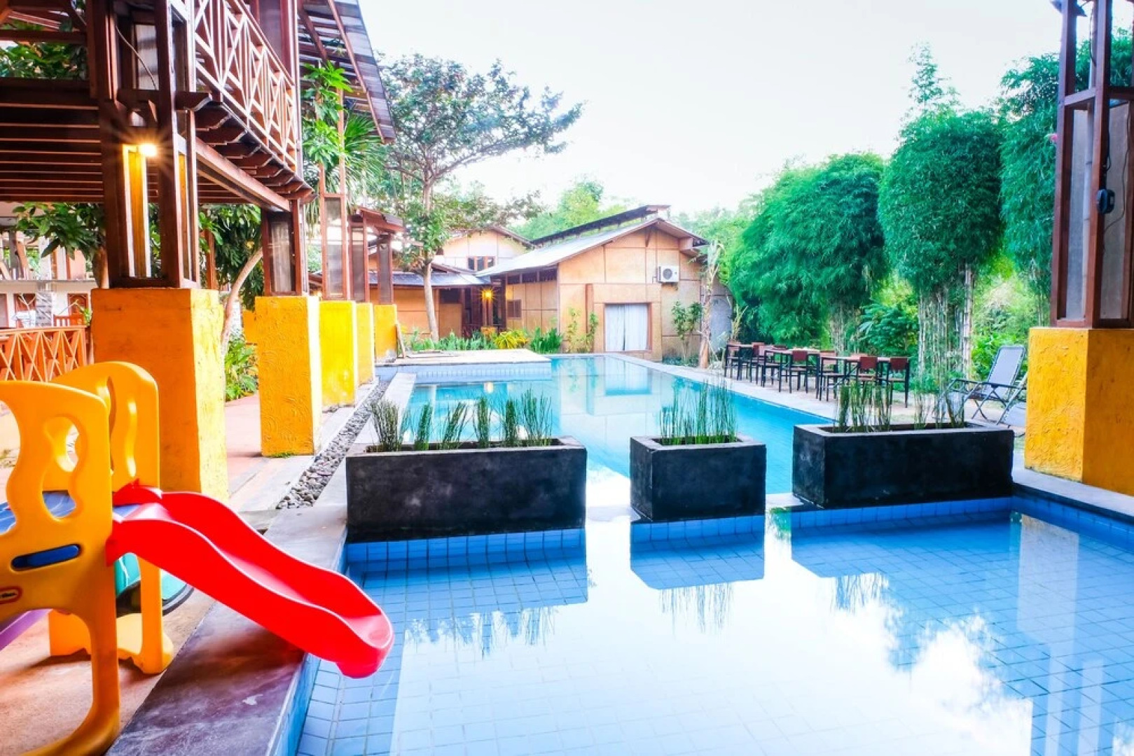 OYO 1099 Bandini Riverside Cottage