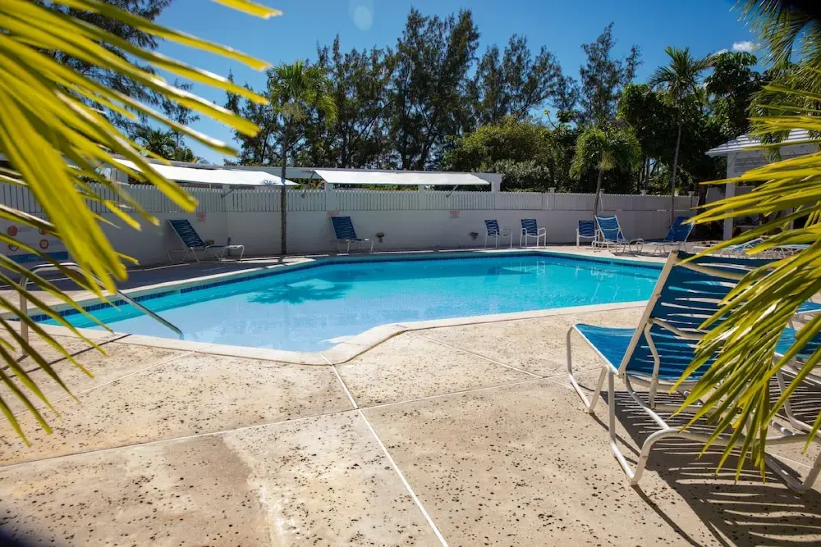 Deluxe Ocean View Villas - Just Steps From White Sand Beaches