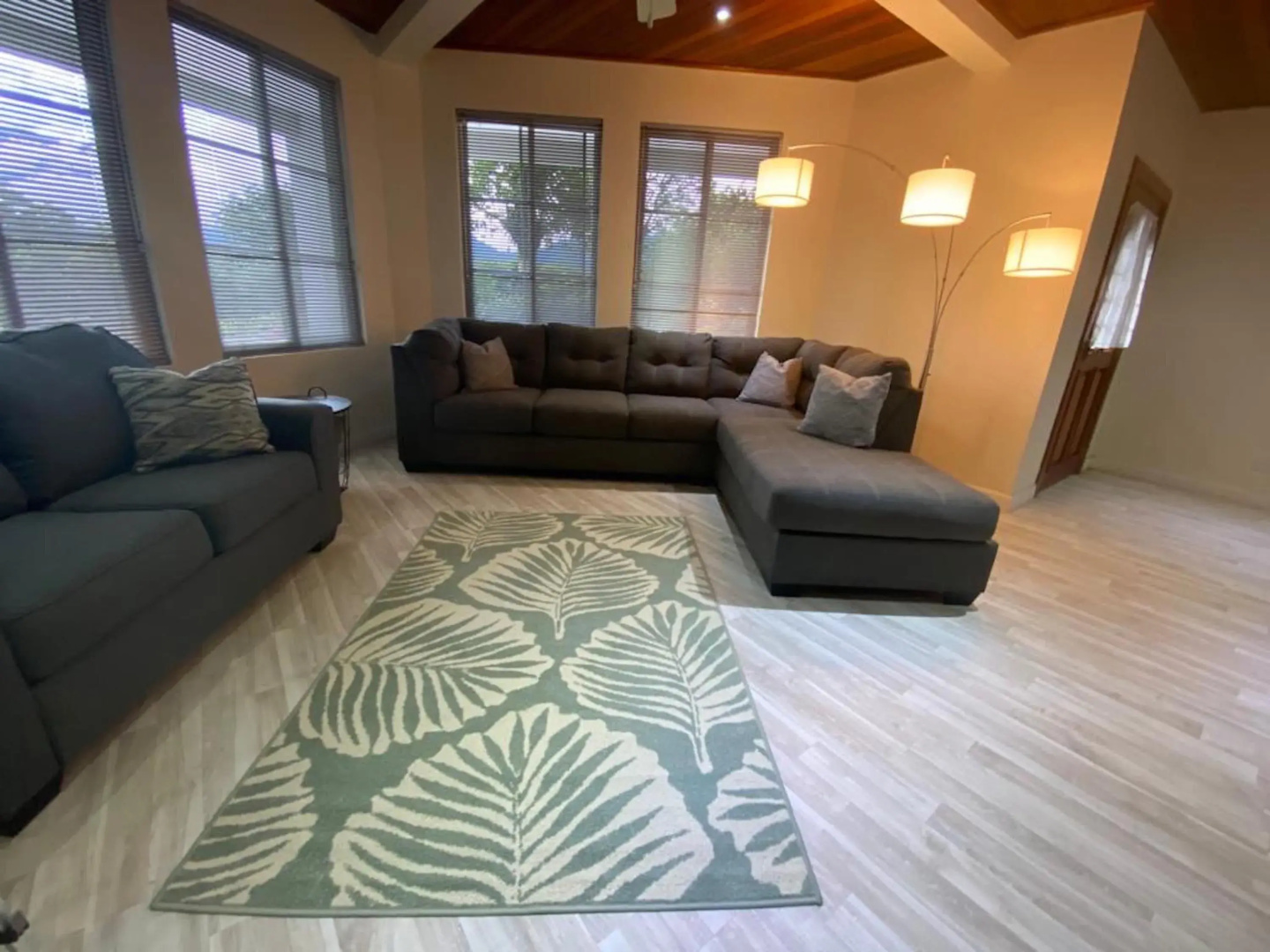 Coffee Estate Inn