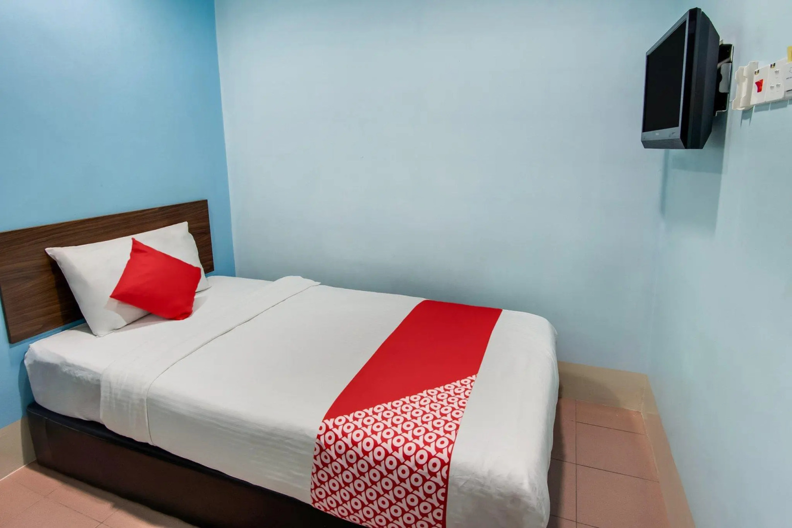 OYO 89480 Dream House Hotel