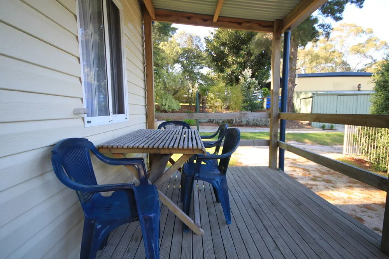 Lakes Caravilla Caravan Park