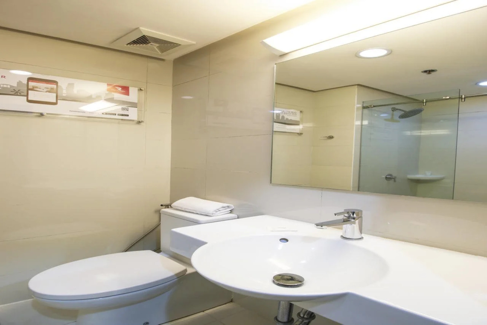 Red Planet Makati Avenue Manila