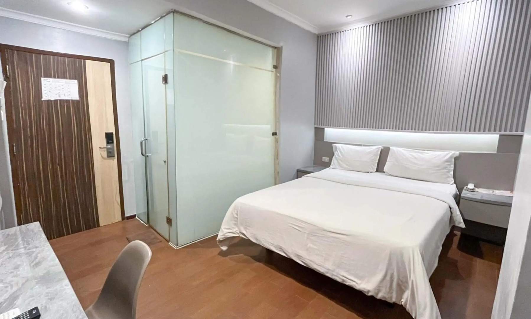 G Hotel