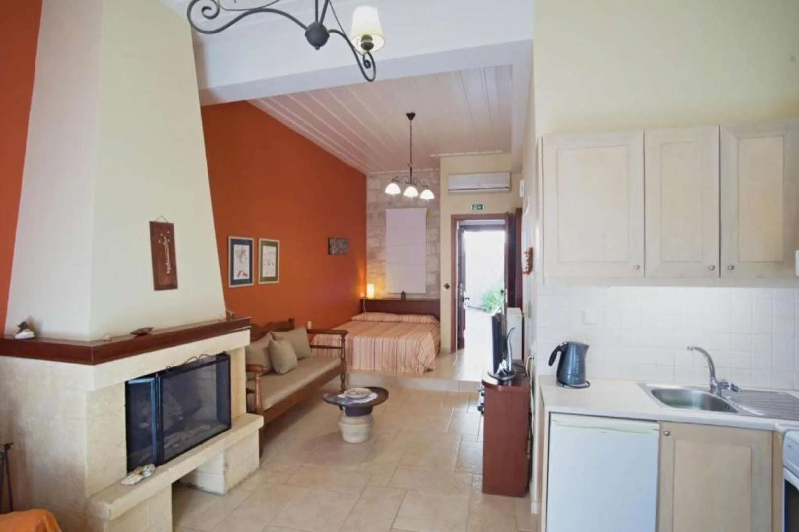 Katalagari Country Suites