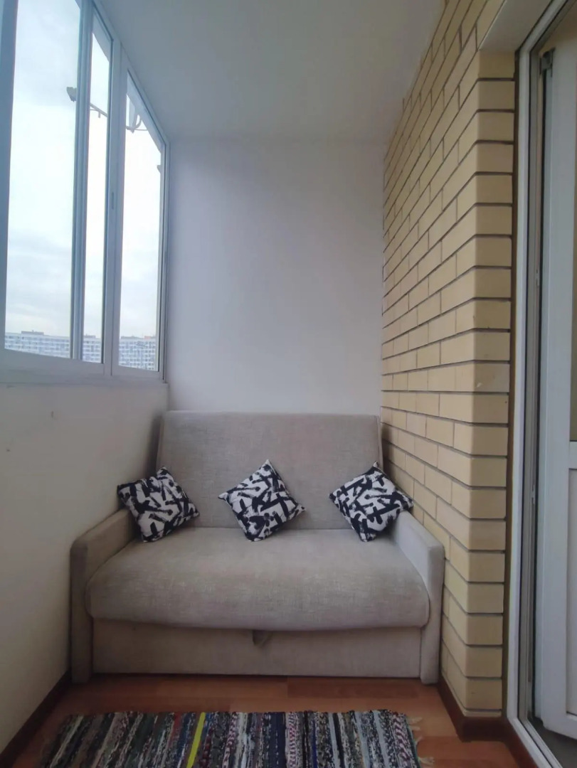 Белый ночлег на улице Рождественская