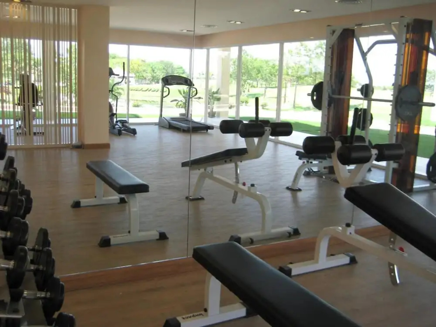 Uniland Golf & Resort