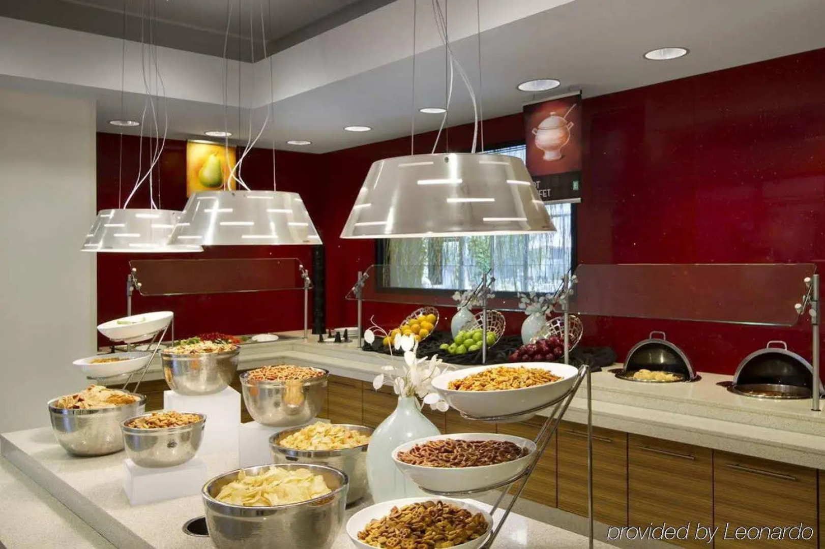 Embassy Suites by Hilton Detroit Metro Airport