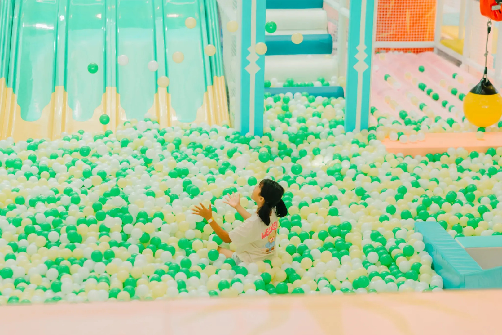 A-One The Royal Cruise Hotel Pattaya