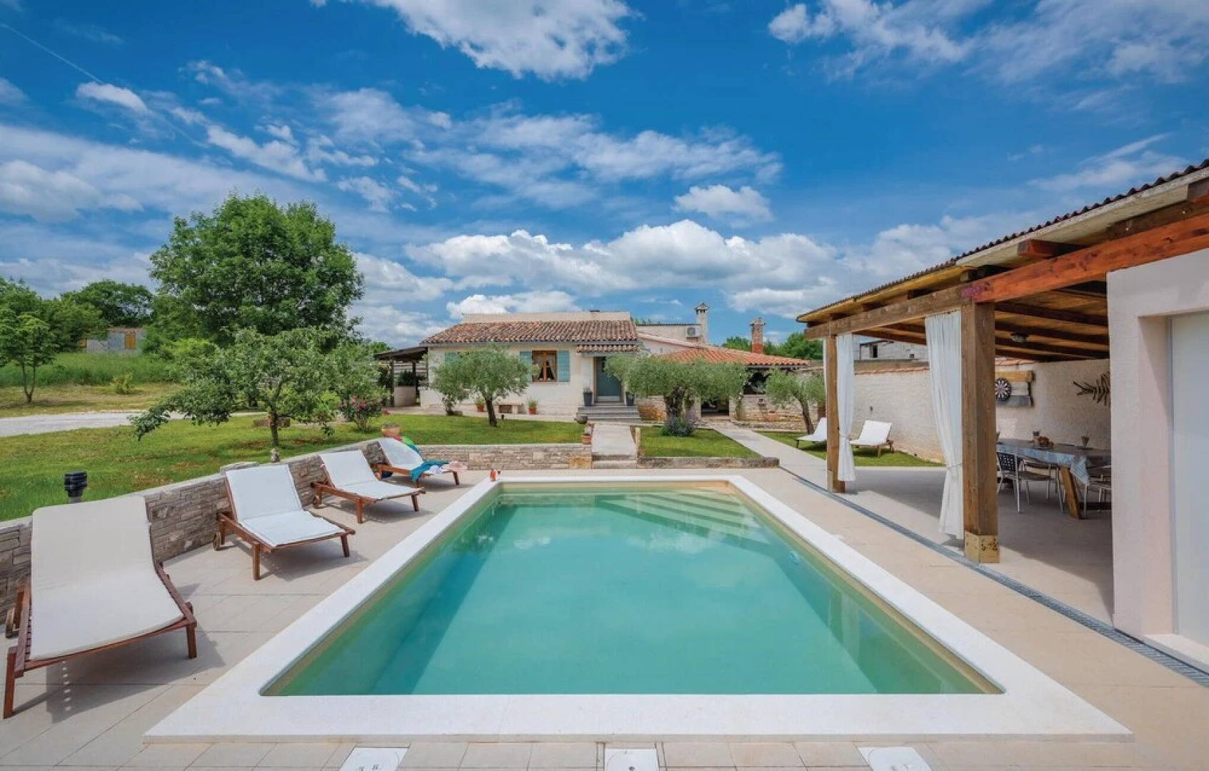 Beautiful Home in Krnica With Wifi and 3 Bedrooms