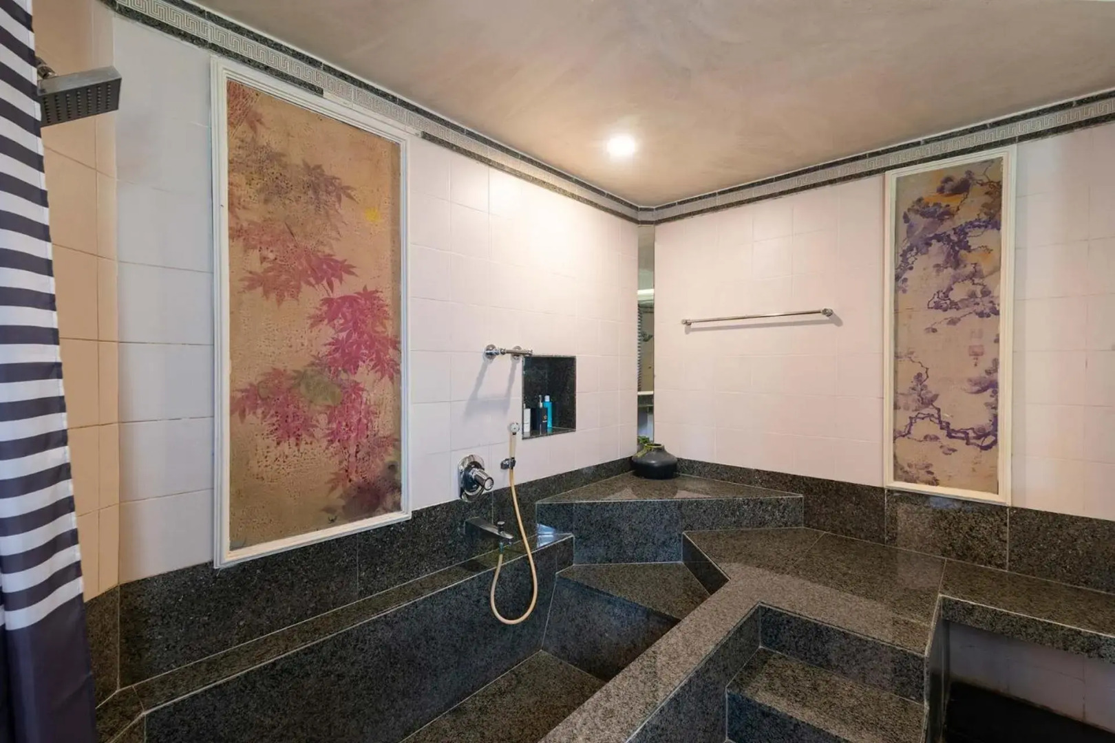 StayVista at Shantam House